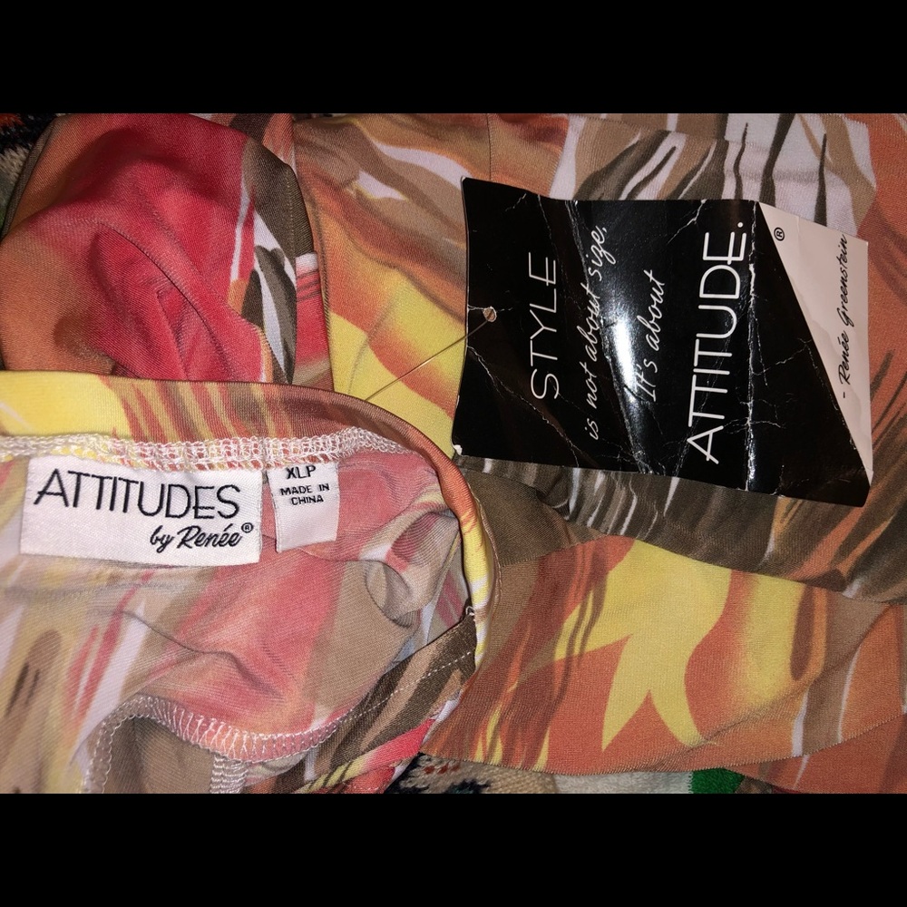 ATTITUDES by Renée - Beautiful Spring Dress - Picture 3 of 5